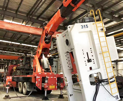 十月田镇提升工作效率，选择优质折臂吊租赁服务