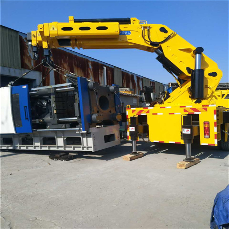 十月田镇 大吨位折臂吊出租费用解析：一小时租赁多少钱