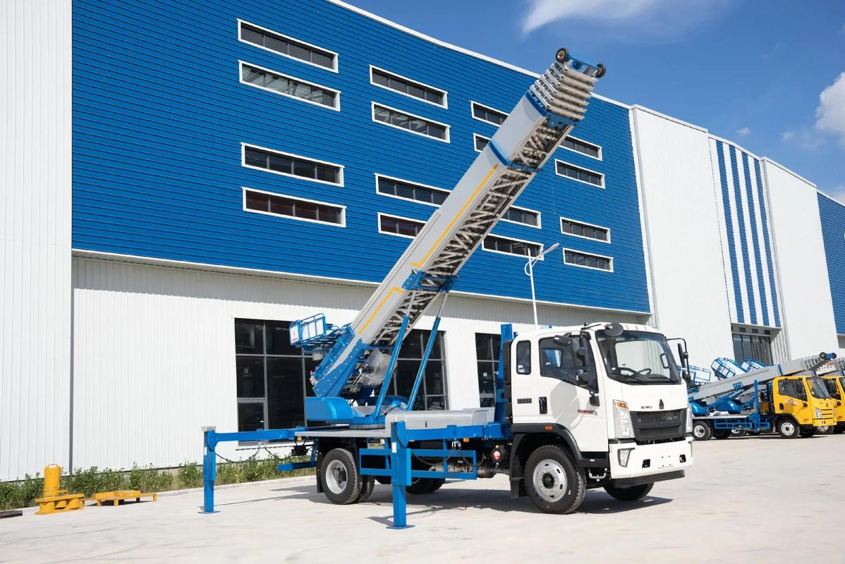 十月田镇小型云梯车上料车租赁多少钱