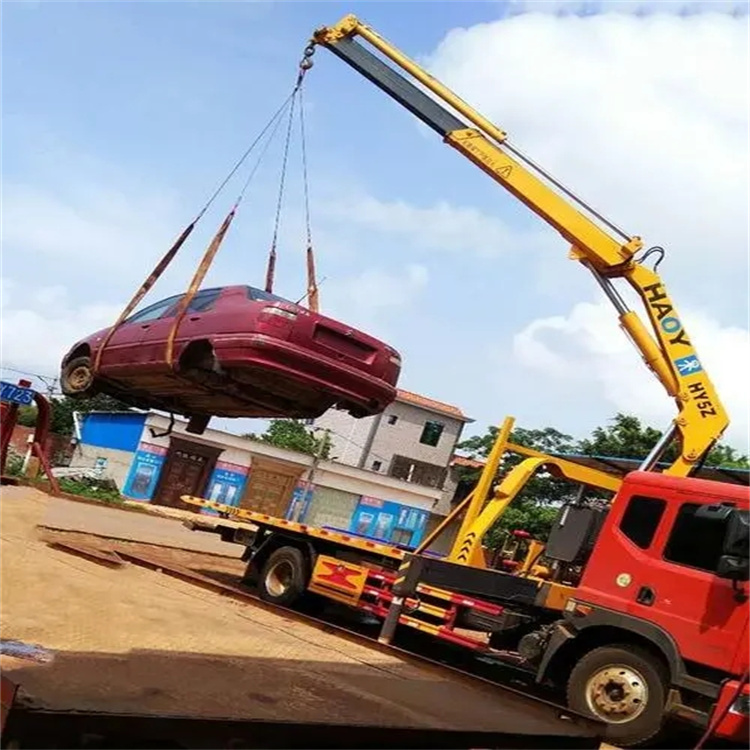 十月田镇吊车救援小汽车怎么吊