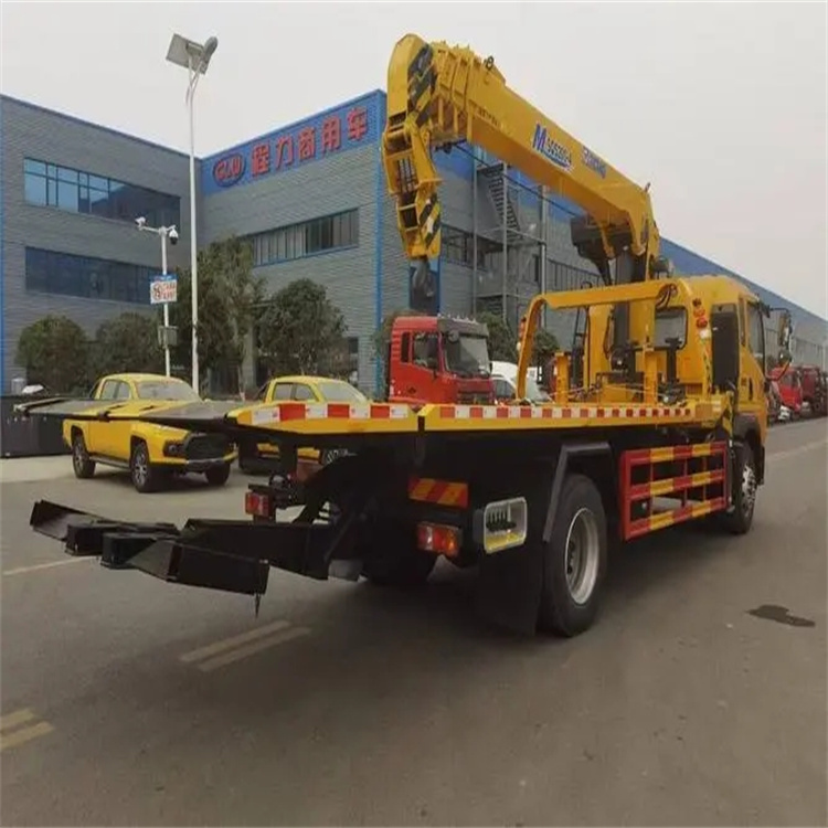 十月田镇附近小随车吊出租电话，轻松解决搬运烦恼