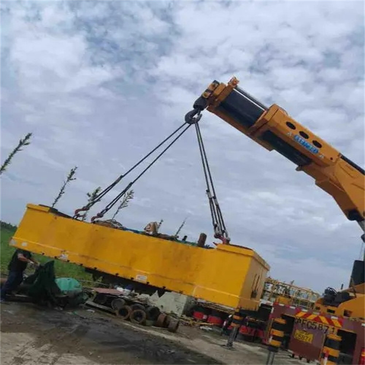 十月田镇随车吊吊集装箱怎么吊